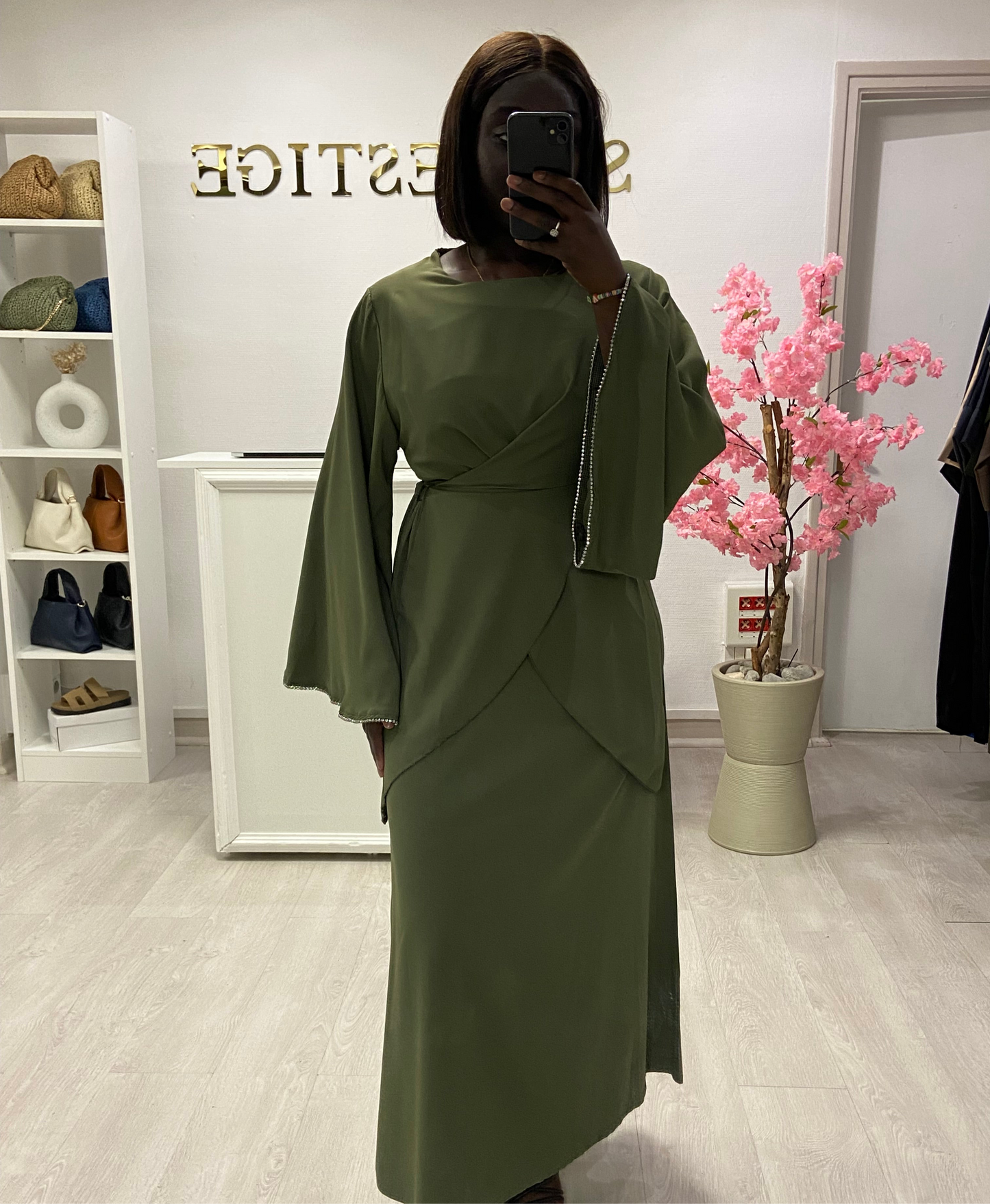 Abaya Perla
