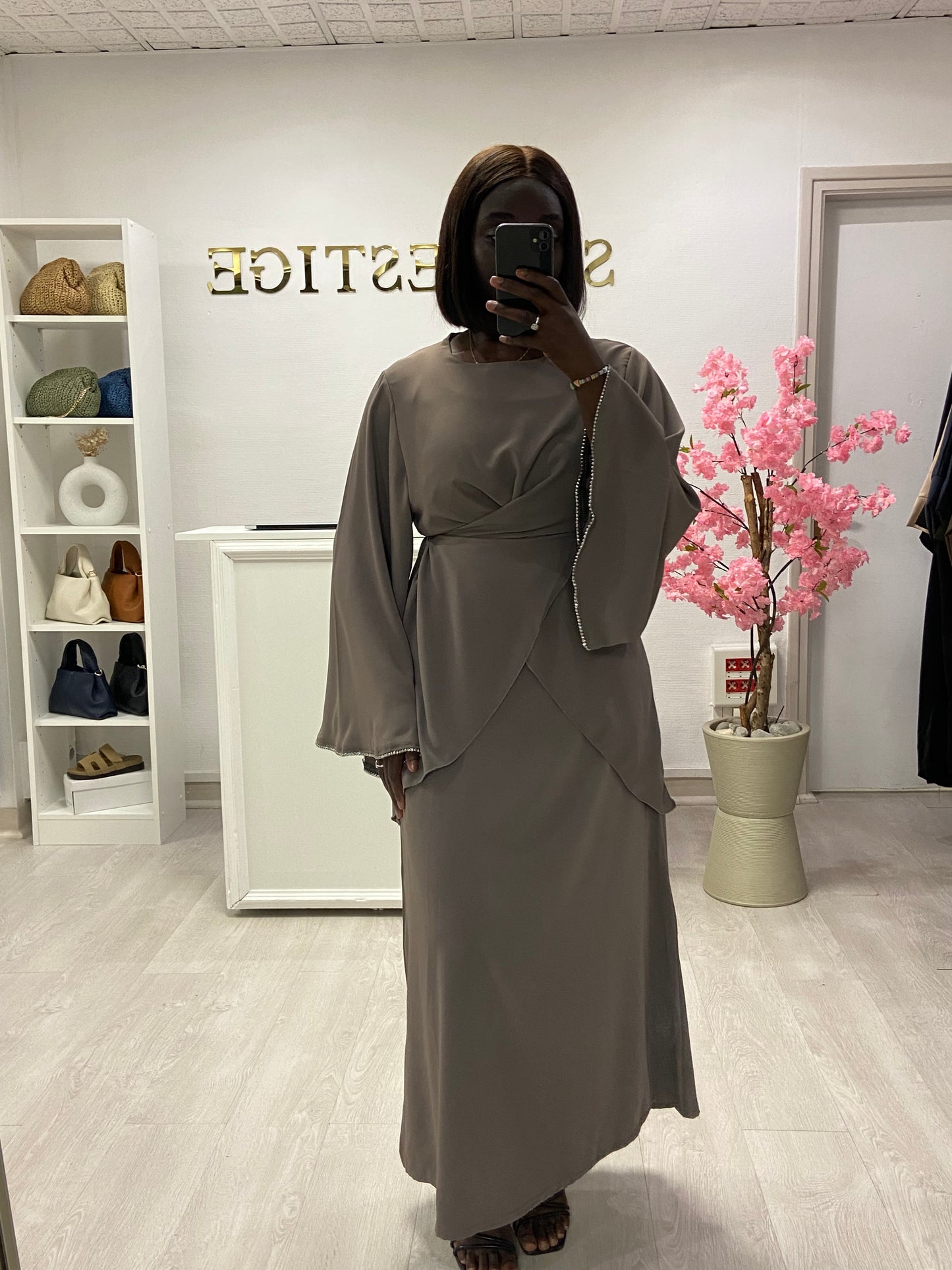 Abaya Perla